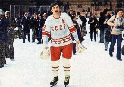 Один из самых эффективных нападающих в хоккее СССР. Кто он?